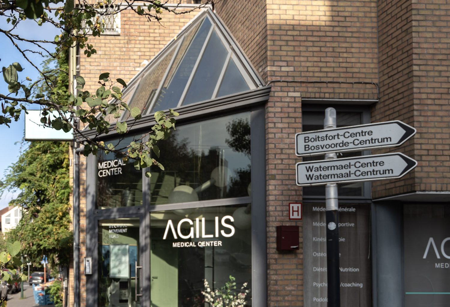 Façade du centre médical AGILIS à Watermael-Boitsfort, Bruxelles